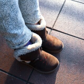 足底筋膜炎が冬に悪化するのはなぜ？踵が原因じゃないケースとは