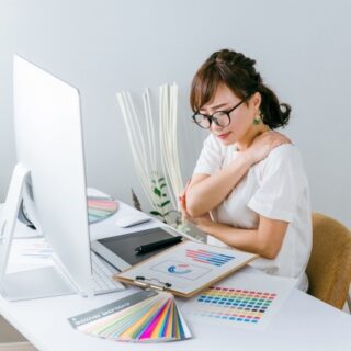 デスクワークで起きやすい下半身の不調TOP3｜整体で改善できる理由